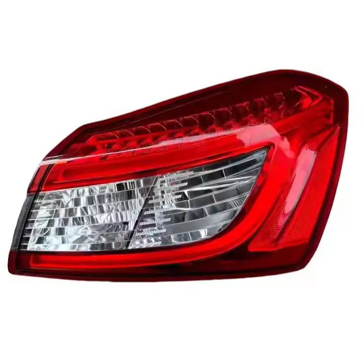 W jaki sposób dobierane są części nadwozia Maserati do różnych modeli?